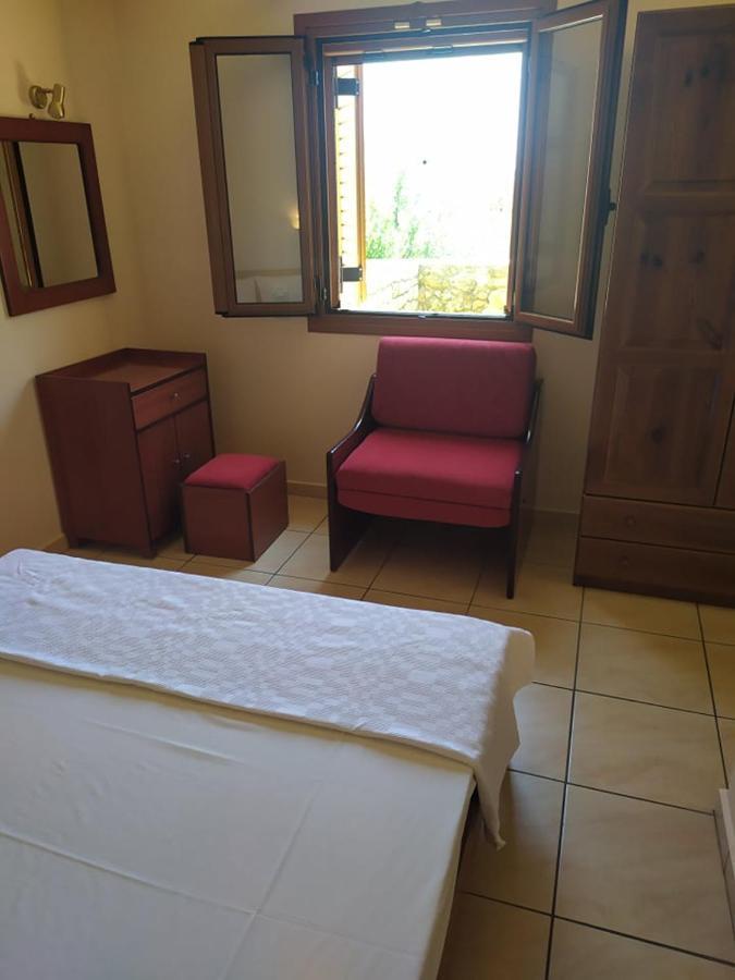 Markos Apartments 4 Stoupa Bagian luar foto
