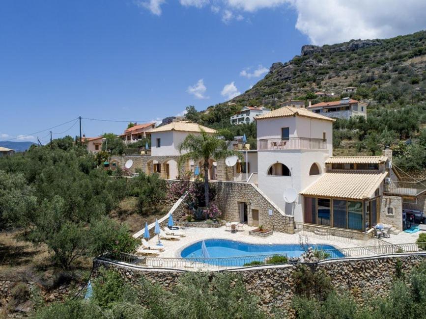 Markos Apartments 4 Stoupa Bagian luar foto